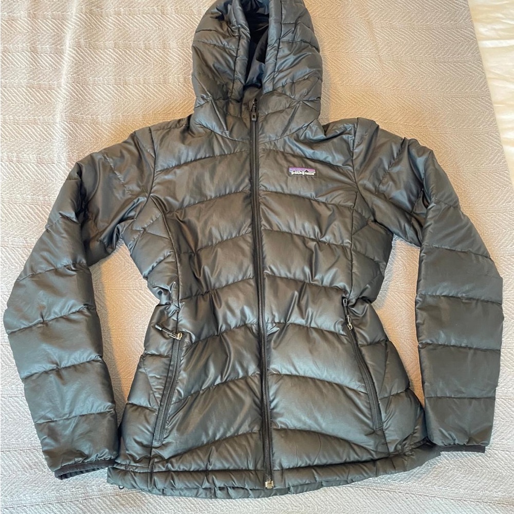 Patagonia Down Sweater Hoody Jacket Women’s XS Black Goose Down 84905 FA12